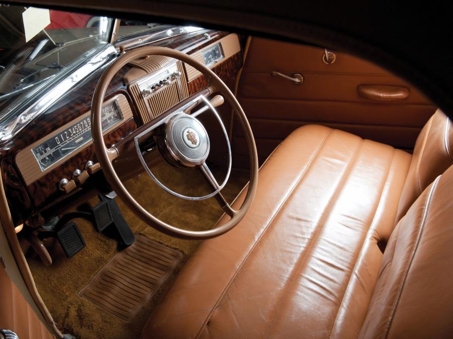  Packard 110 Special Convertible 1941 года  (фото 2 из 10)